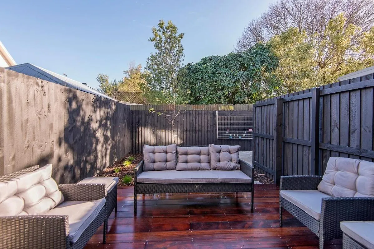 Cosy Oasis Close To Cbd Christchurch New Zealand
